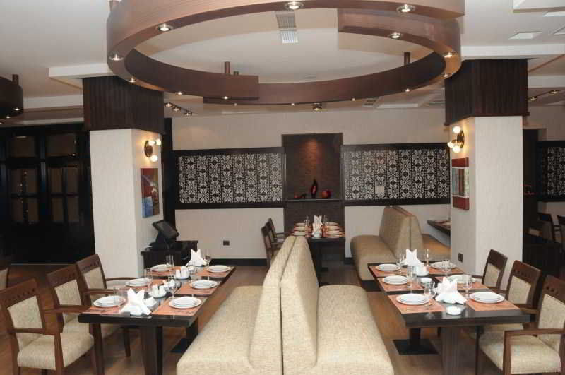 Iron Hotel Hokmeli Kültér fotó