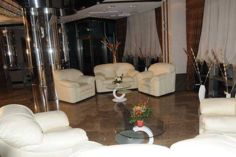 Iron Hotel Hokmeli Kültér fotó