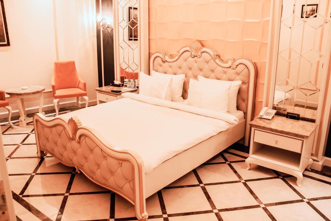 Iron Hotel Hokmeli Kültér fotó