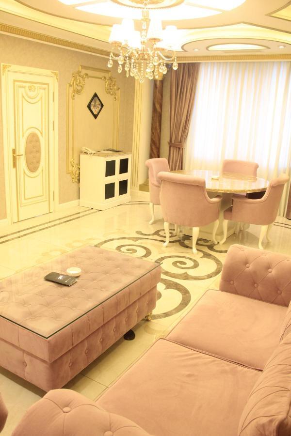 Iron Hotel Hokmeli Kültér fotó