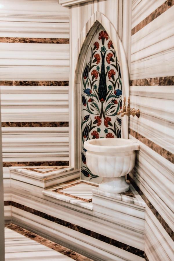 Iron Hotel Hokmeli Kültér fotó